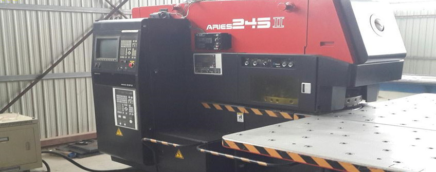 二手機械設備進口：?二手數控沖床進口清關